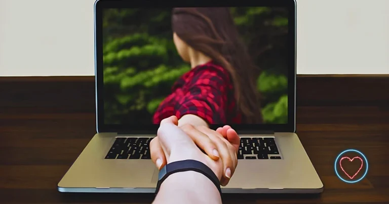 How to Handle Long-Distance Relationships Successfully